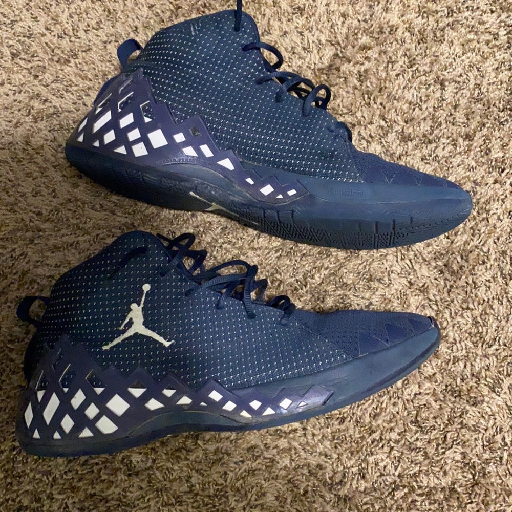 🆕 Air Jordan Jumpman Diamond Mid TB Midnight Navy